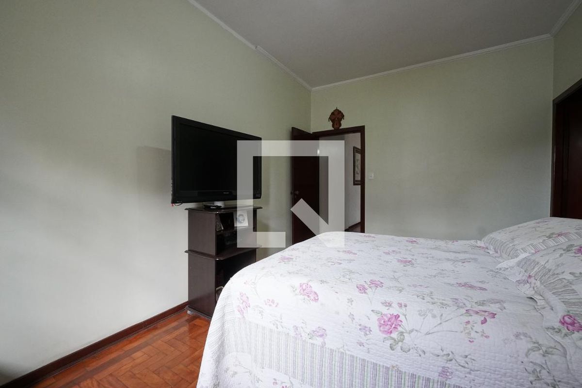 Casa, 3 quartos, 240 m² - Foto 17