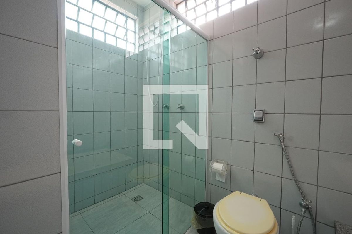 Casa, 3 quartos, 240 m² - Foto 46