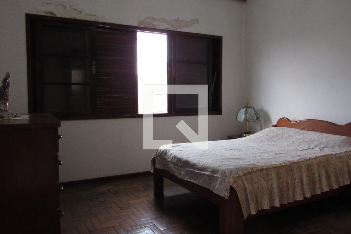 Casa, 4 quartos, 270 m² - Foto 36