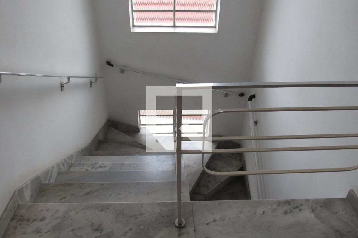 Casa, 4 quartos, 270 m² - Foto 28