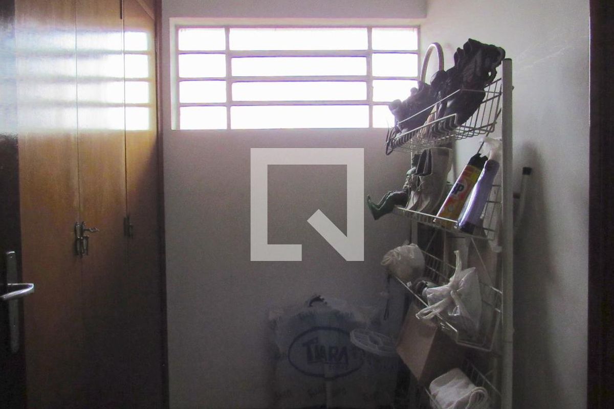 Casa, 4 quartos, 270 m² - Foto 44