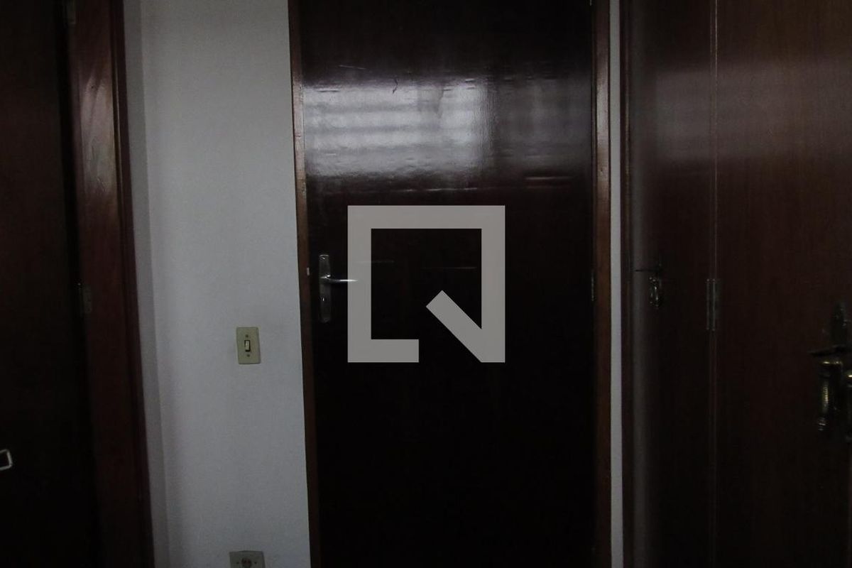 Casa, 4 quartos, 270 m² - Foto 56