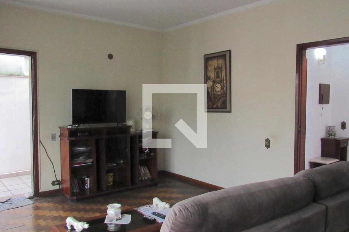 Casa, 4 quartos, 270 m² - Foto 14