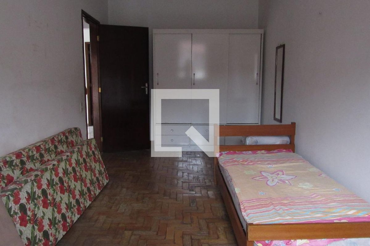 Casa, 4 quartos, 270 m² - Foto 62