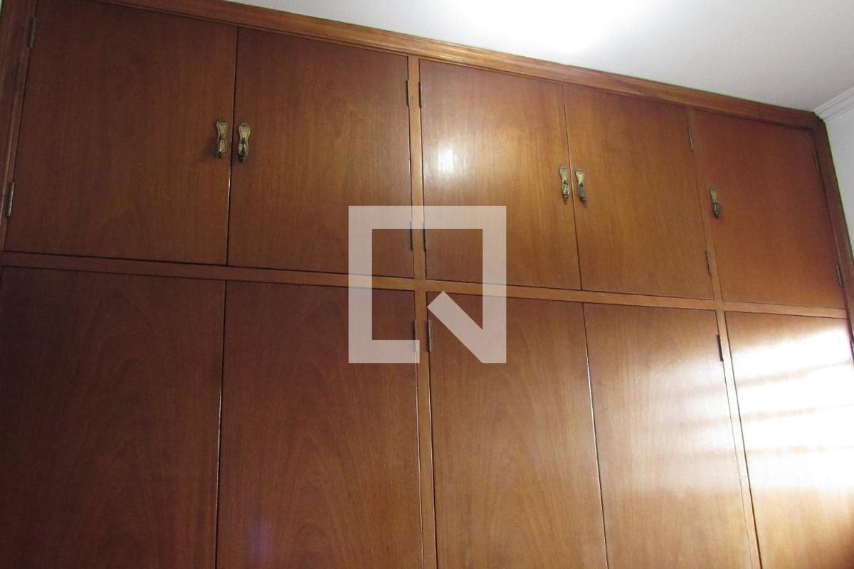 Casa, 4 quartos, 270 m² - Foto 52