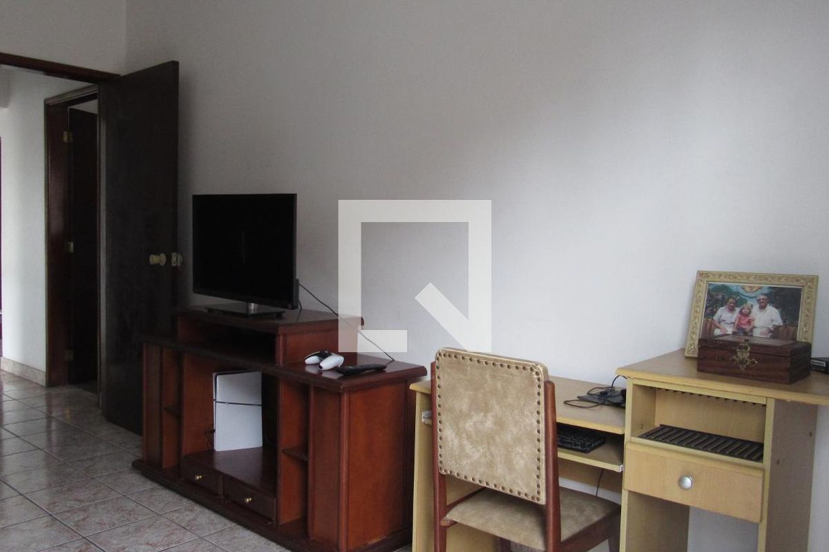 Casa, 4 quartos, 270 m² - Foto 96