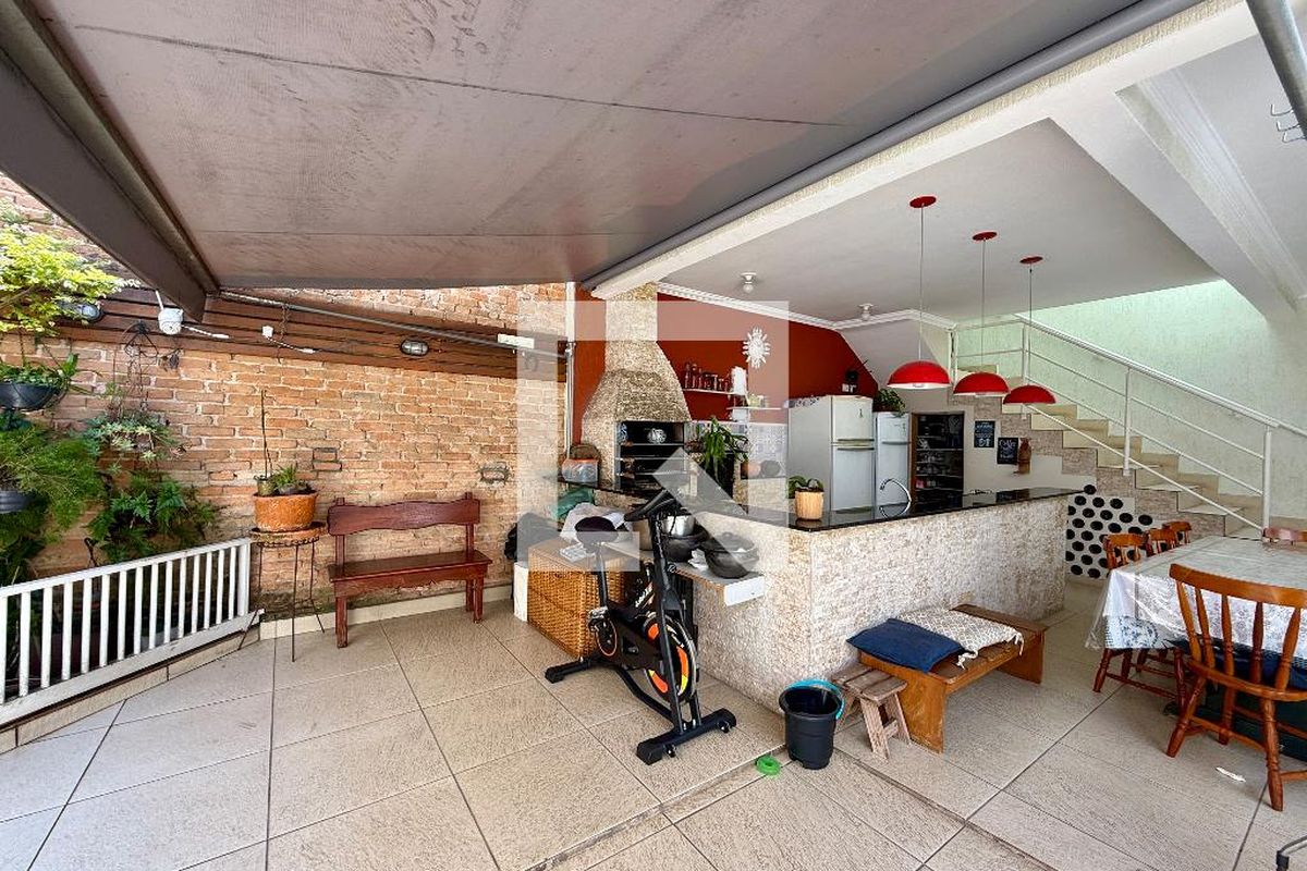 Casa, 3 quartos, 220 m² - Foto 74