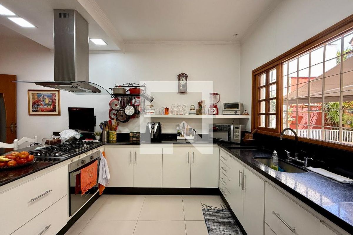 Casa, 3 quartos, 220 m² - Foto 54