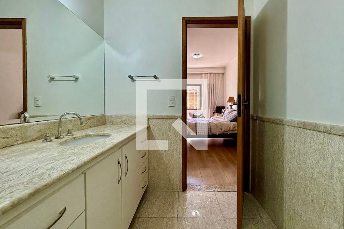 Casa, 3 quartos, 220 m² - Foto 30