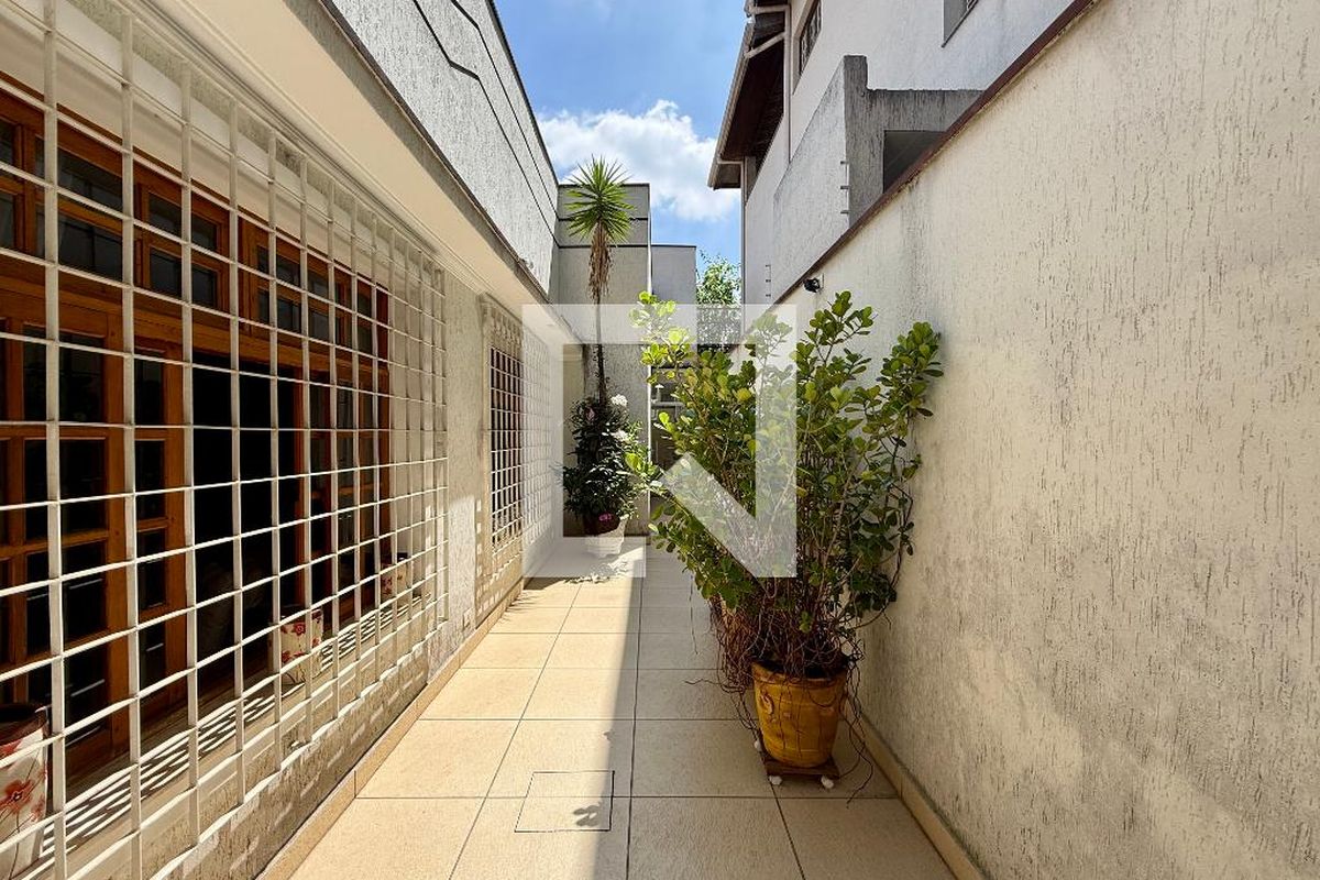 Casa, 3 quartos, 220 m² - Foto 79