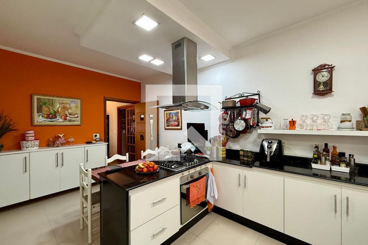 Casa, 3 quartos, 220 m² - Foto 51