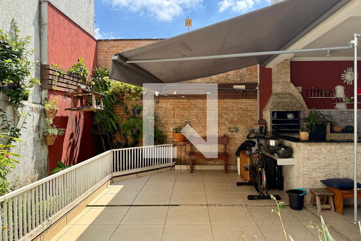 Casa, 3 quartos, 220 m² - Foto 26