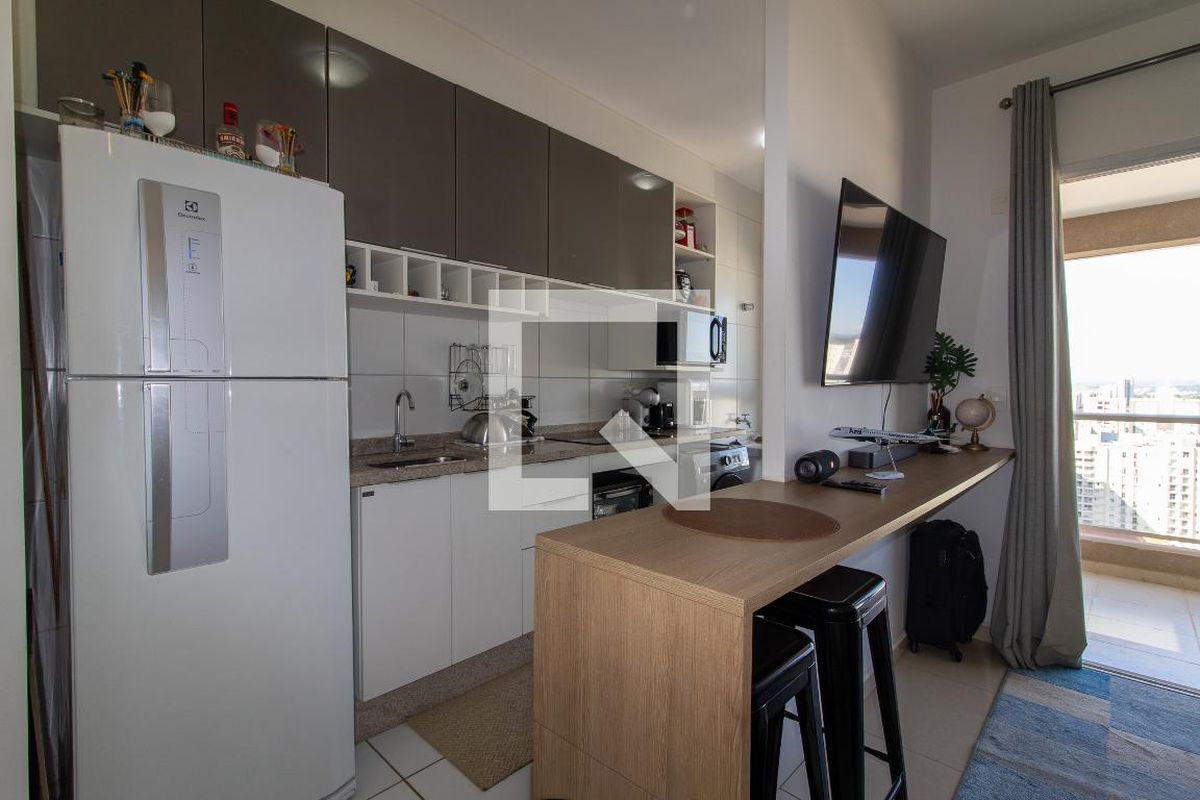 Apartamento à Venda - Bosque, 1 Quarto,  42 m2 em , Campinas - sp | SoloBR