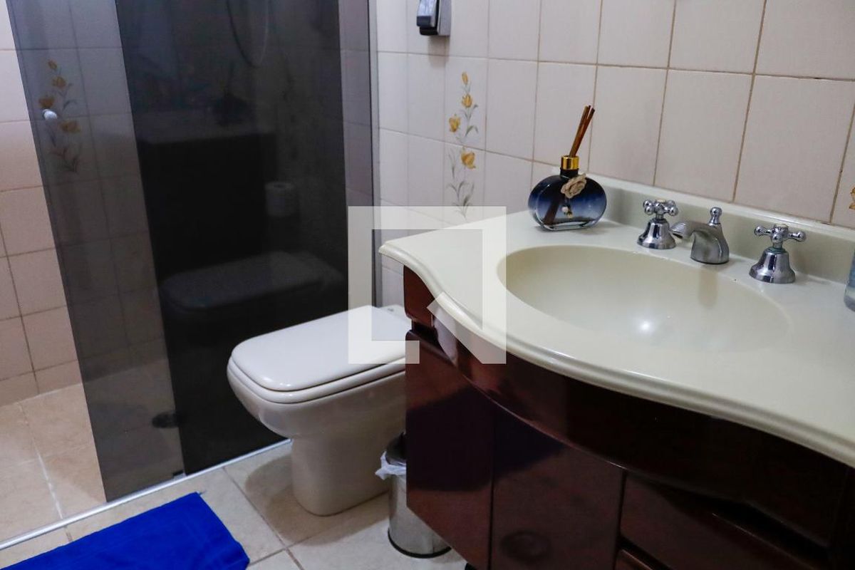 Casa, 3 quartos, 195 m² - Foto 68