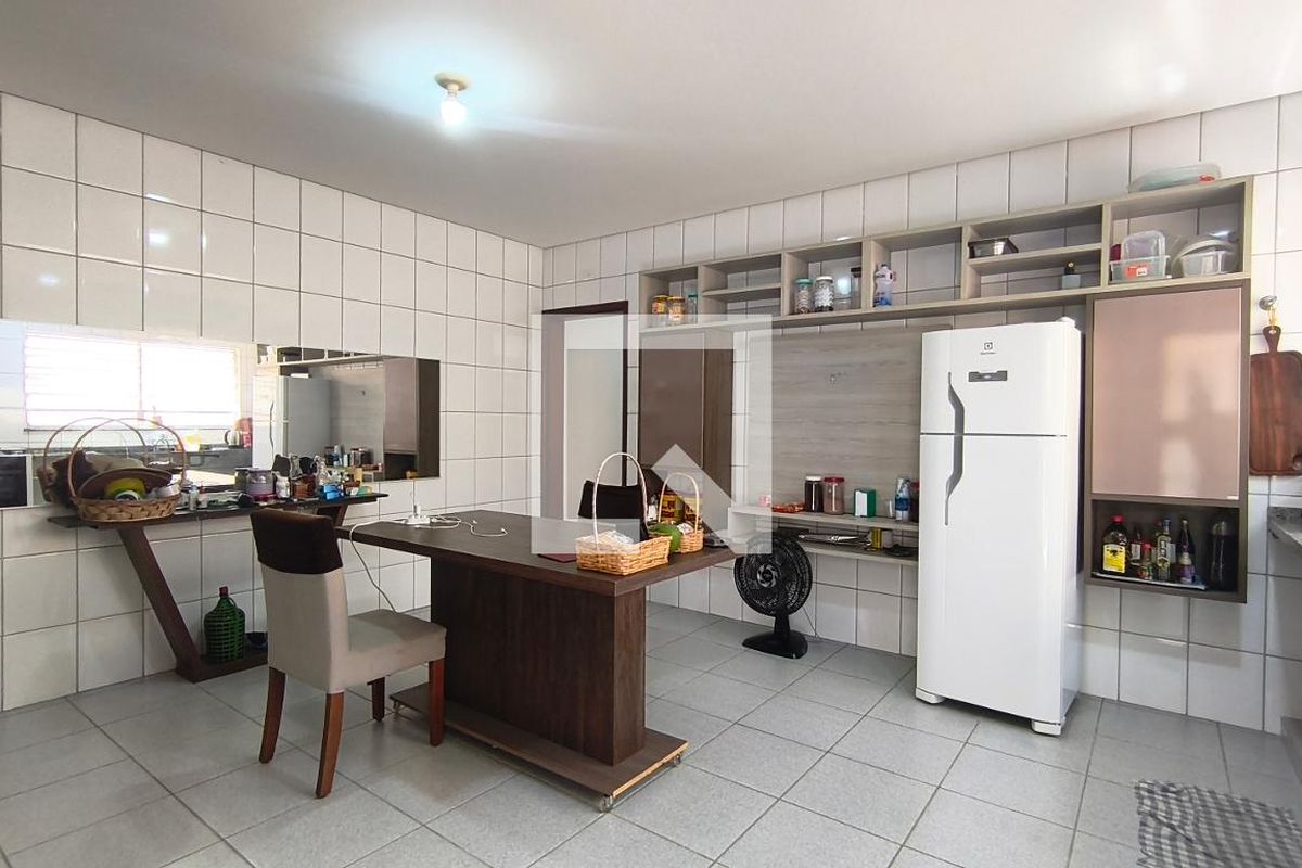 Casa, 2 quartos, 425 m² - Foto 35