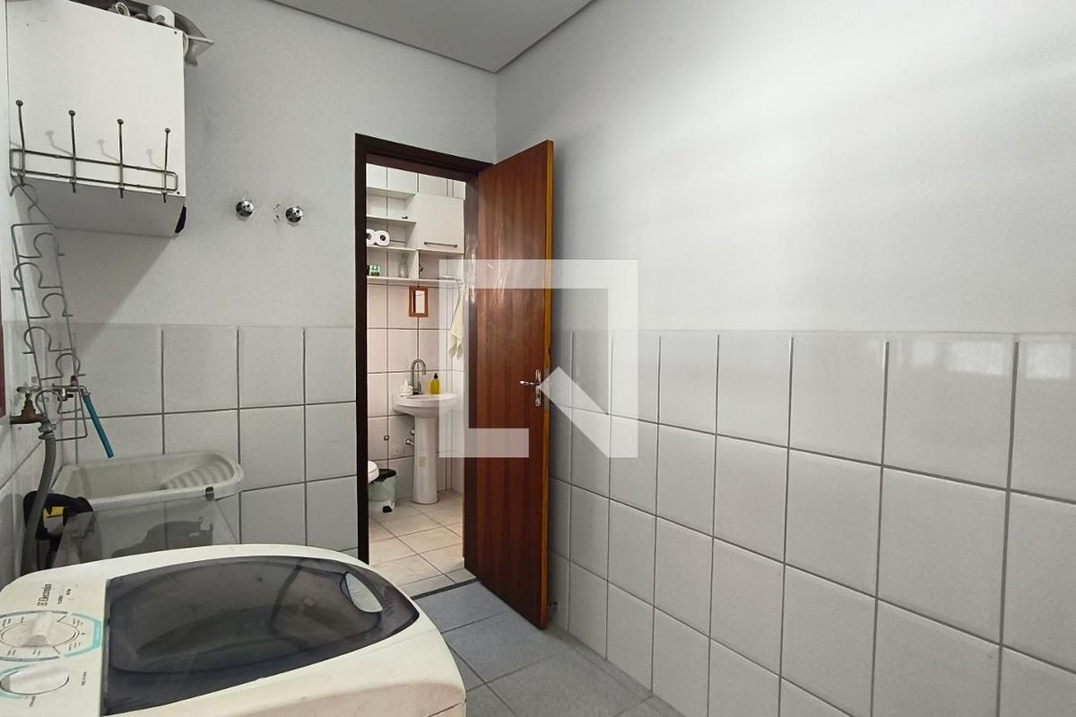 Casa, 2 quartos, 425 m² - Foto 40