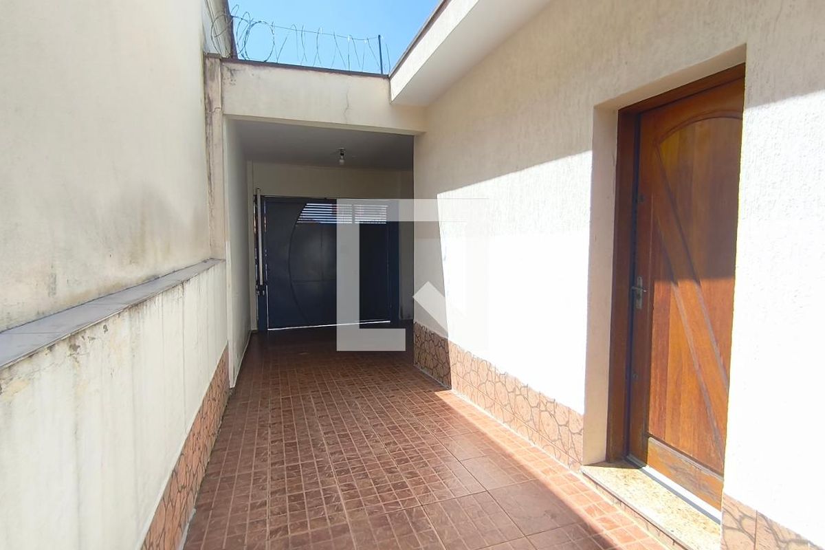 Casa, 2 quartos, 425 m² - Foto 49
