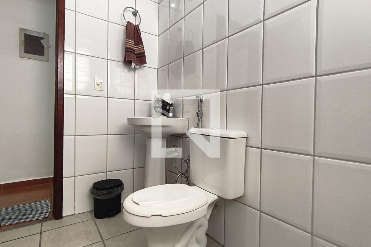 Casa, 2 quartos, 425 m² - Foto 21