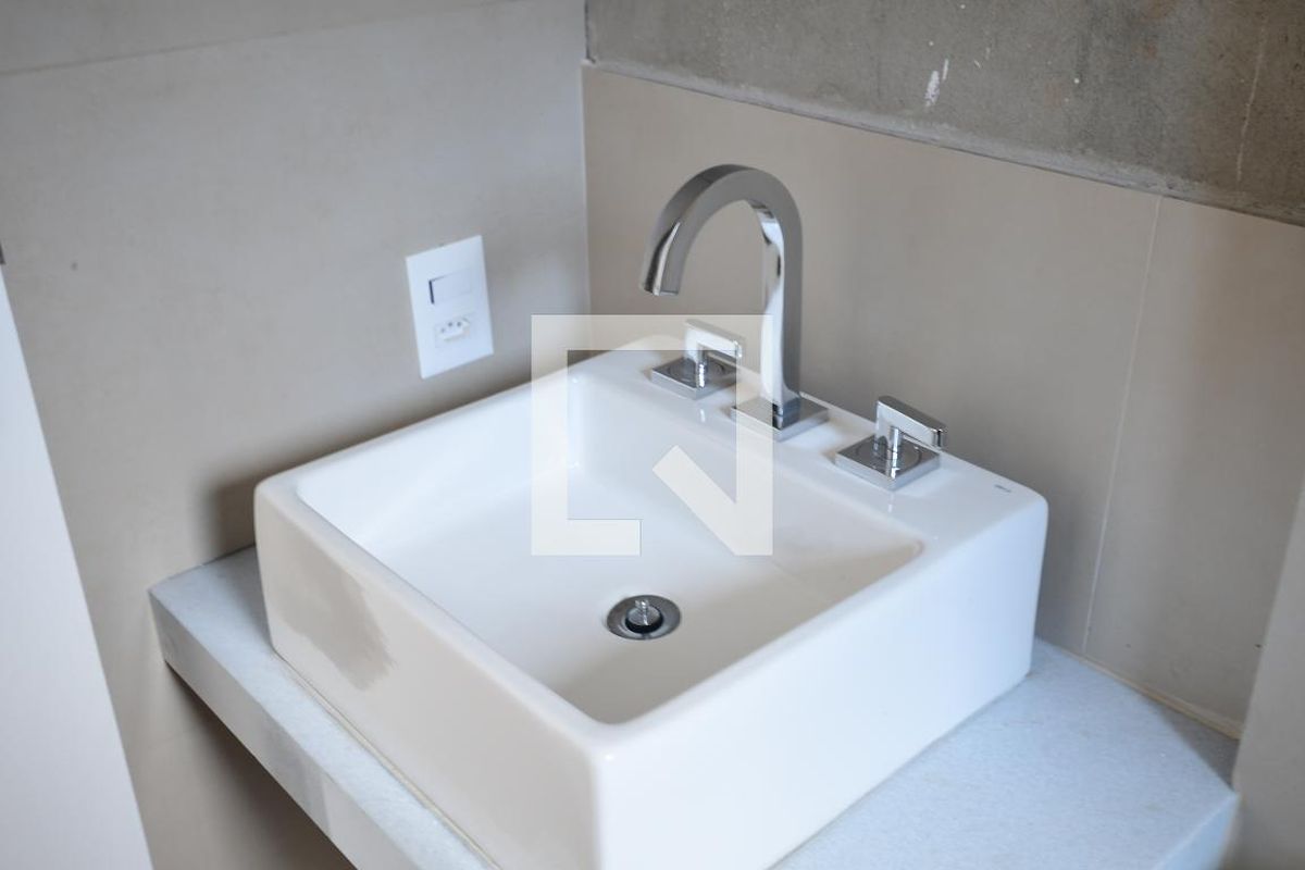 Apartamento à Venda - Cambuí, 2 Quartos,  46 m2 em , Campinas - sp | SoloBR