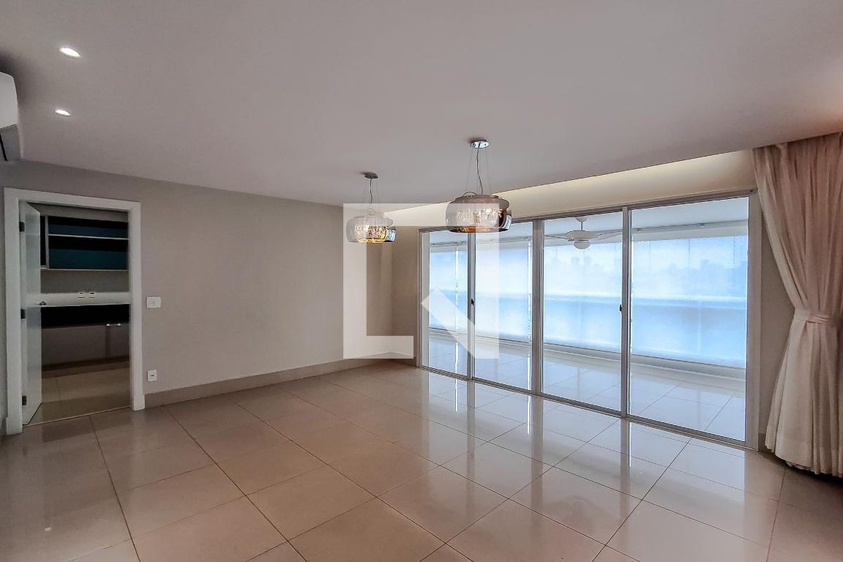Apartamento, 4 quartos, 237 m² - Foto 3