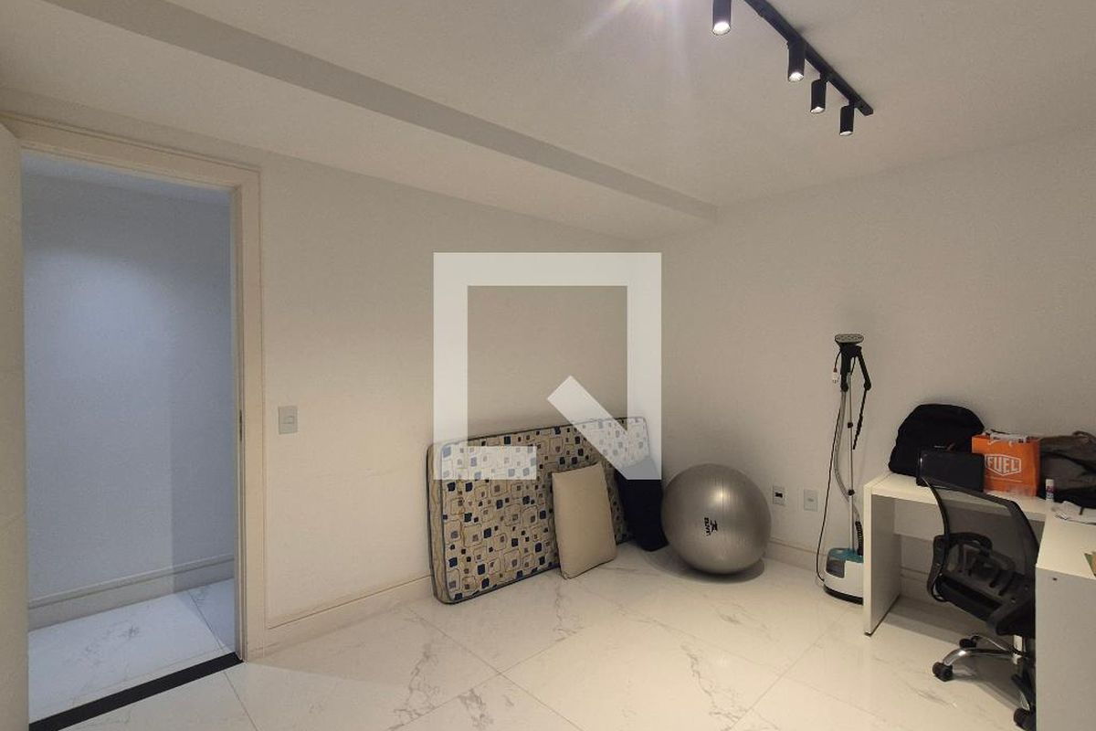 Casa, 4 quartos, 270 m² - Foto 34