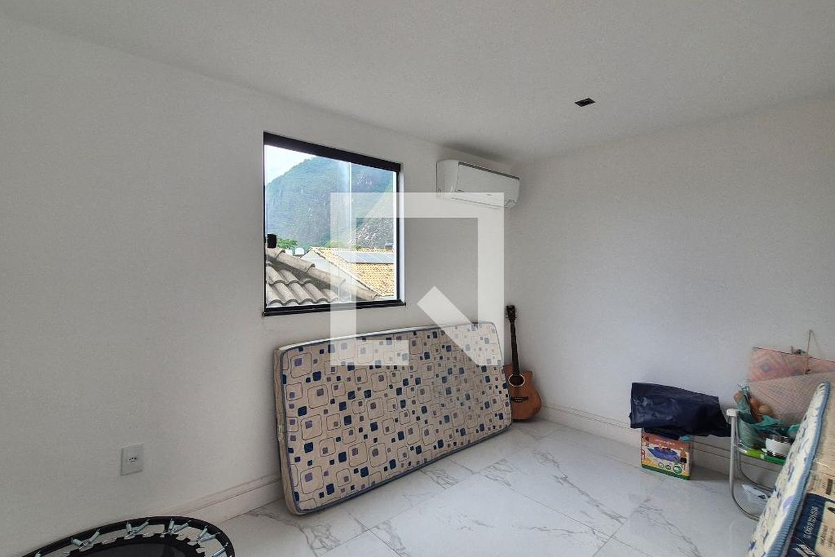 Casa, 4 quartos, 270 m² - Foto 18