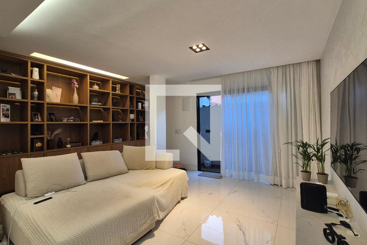 Casa, 4 quartos, 270 m² - Foto 3