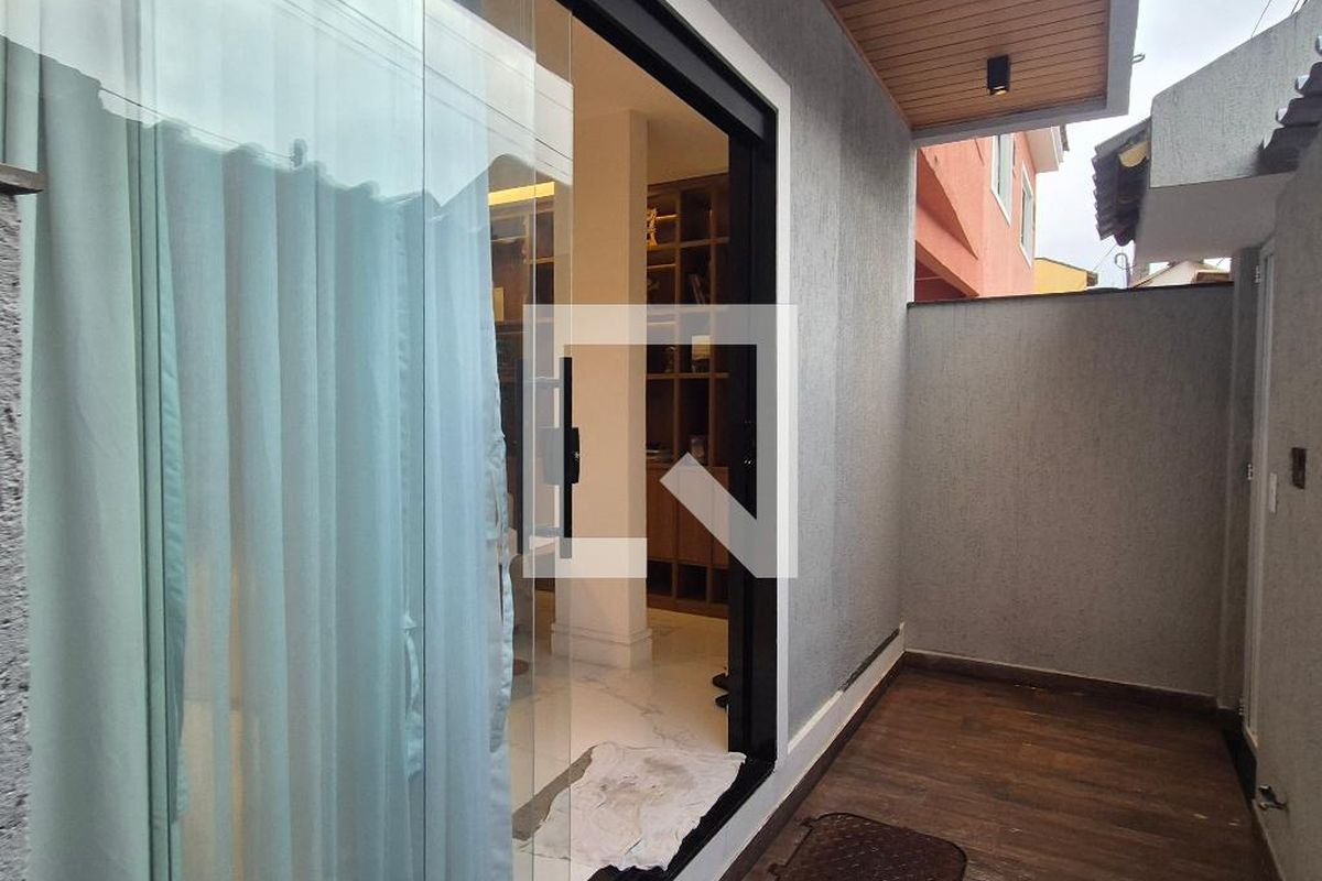 Casa, 4 quartos, 270 m² - Foto 62