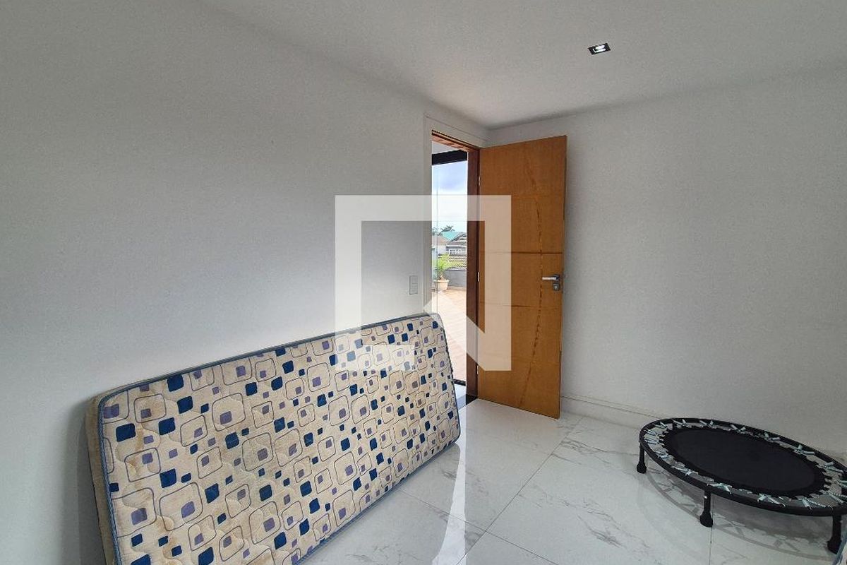 Casa, 4 quartos, 270 m² - Foto 20