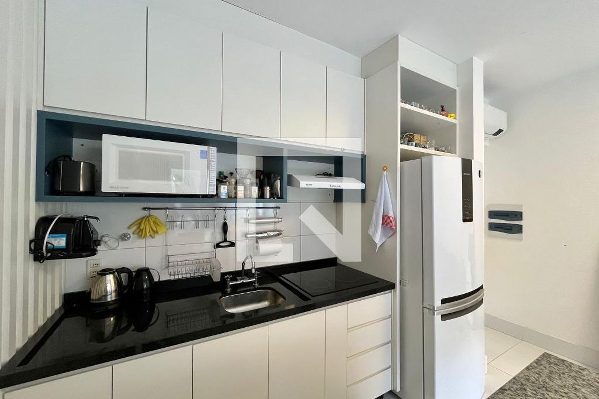 Apartamento à Venda - Bosque, 1 Quarto,  124 m2 em , Campinas - sp | SoloBR