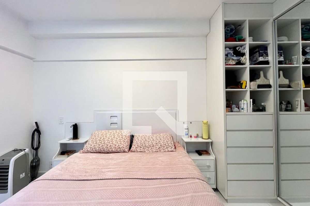 Apartamento à Venda - Bosque, 1 Quarto,  124 m2 em , Campinas - sp | SoloBR