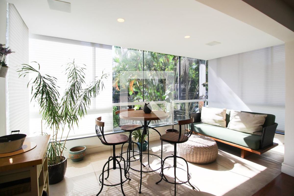 Apartamento, 3 quartos, 260 m² - Foto 10