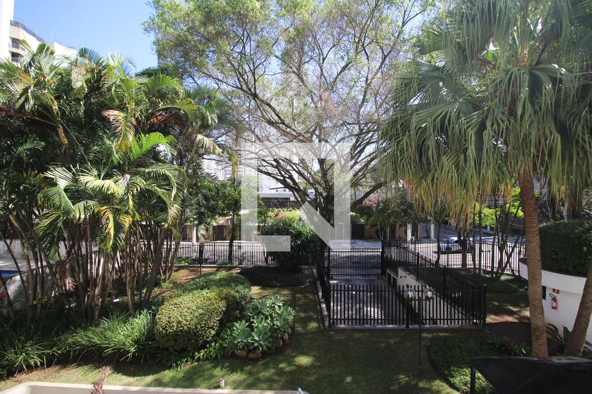 Apartamento, 3 quartos, 260 m² - Foto 11