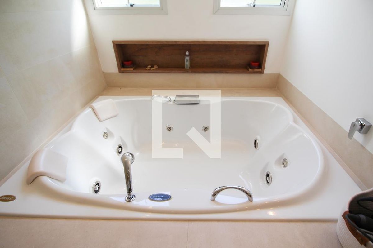 Apartamento, 3 quartos, 260 m² - Foto 32