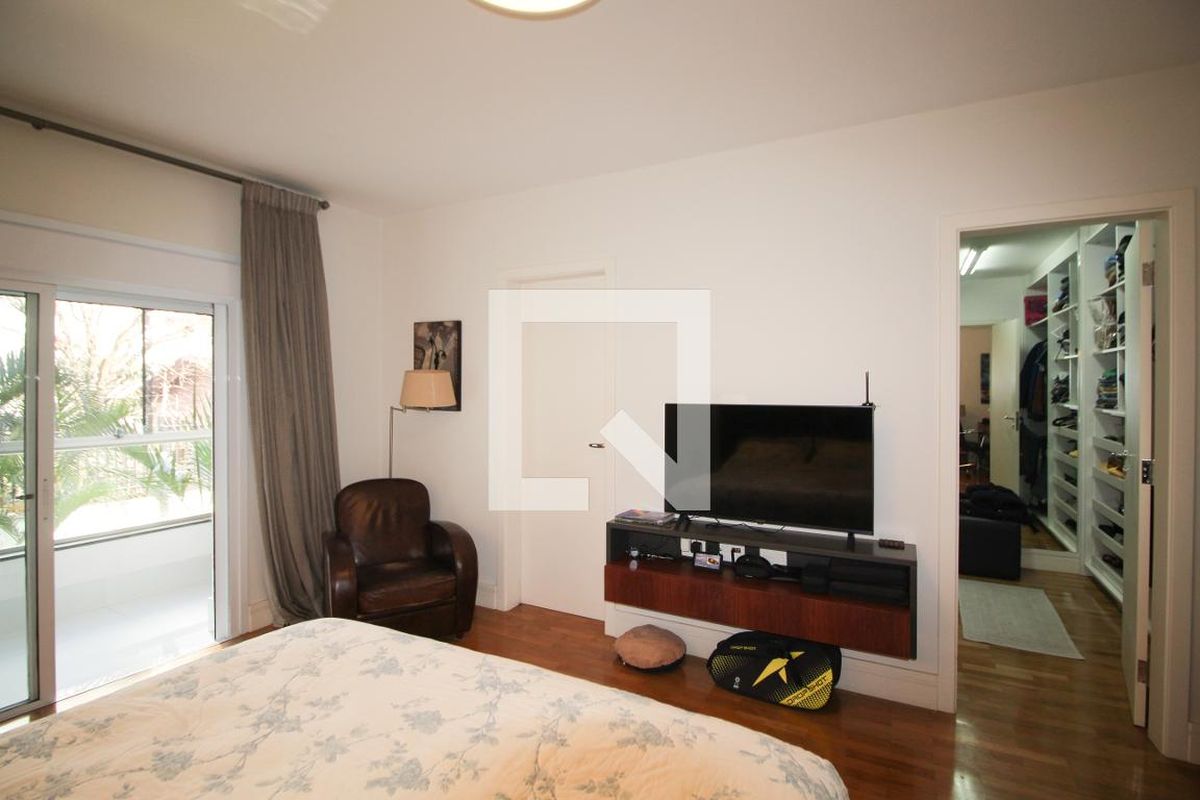Apartamento, 3 quartos, 260 m² - Foto 18