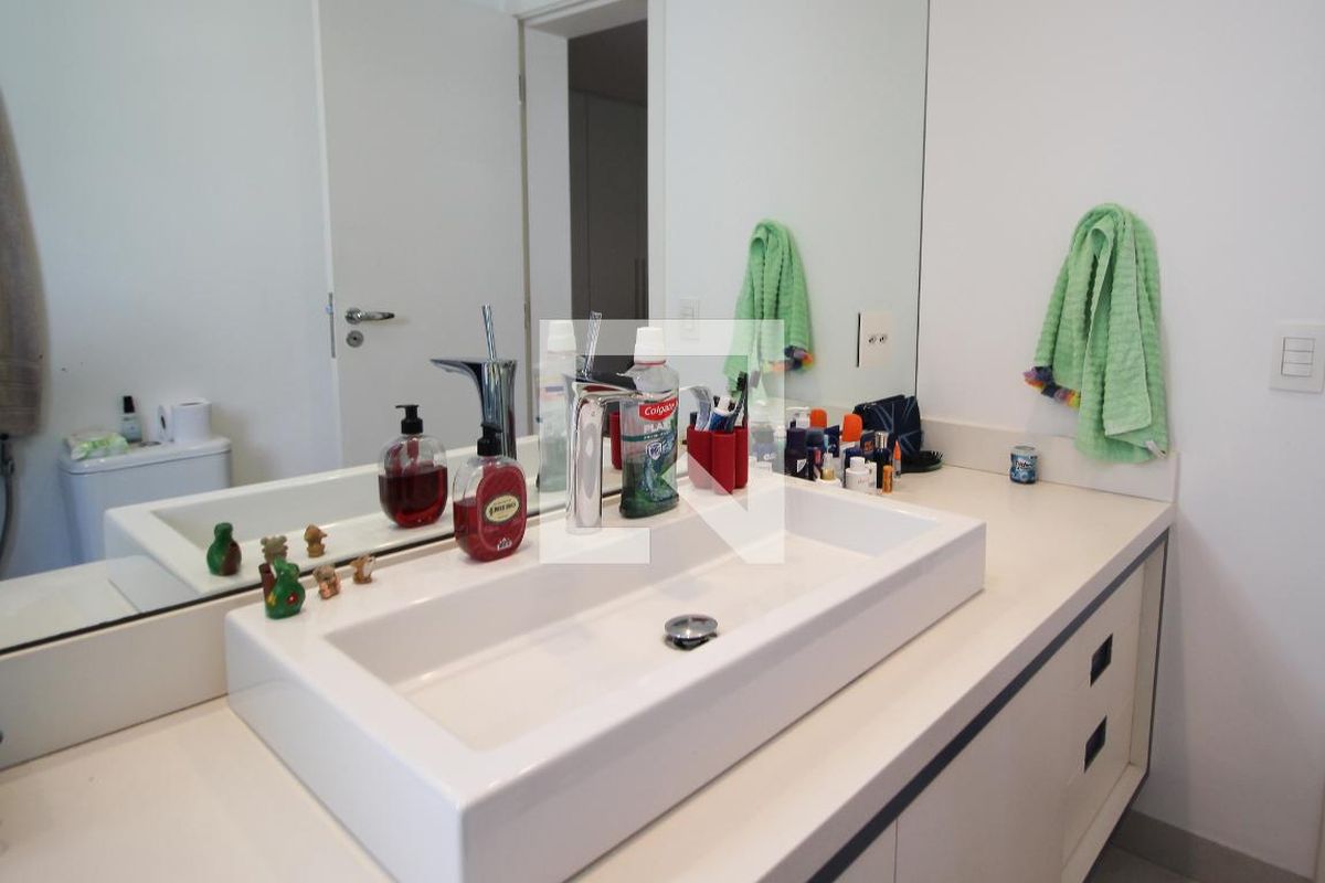 Apartamento, 3 quartos, 260 m² - Foto 44