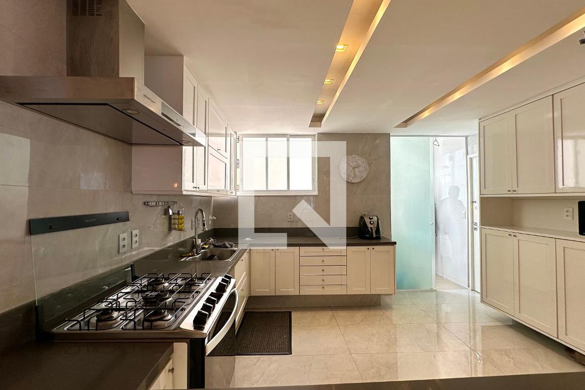 Apartamento, 5 quartos, 214 m² - Foto 54