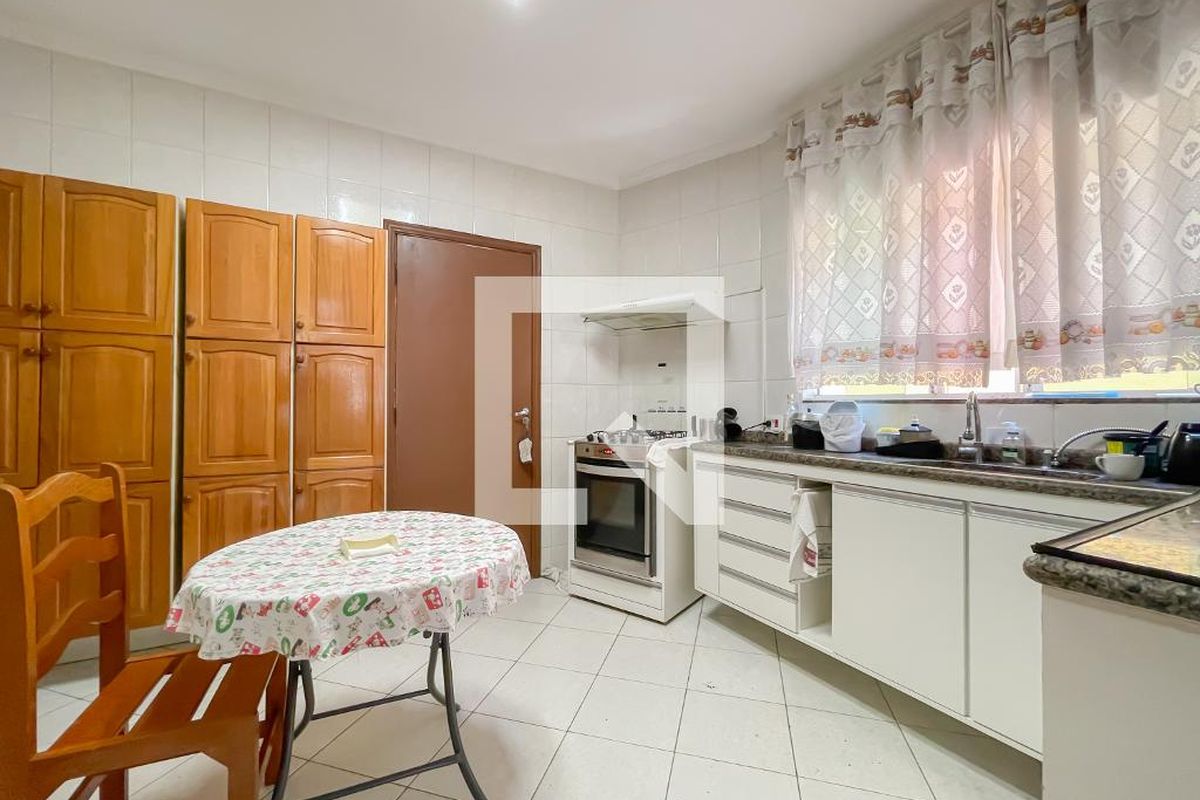 Casa, 4 quartos, 184 m² - Foto 30
