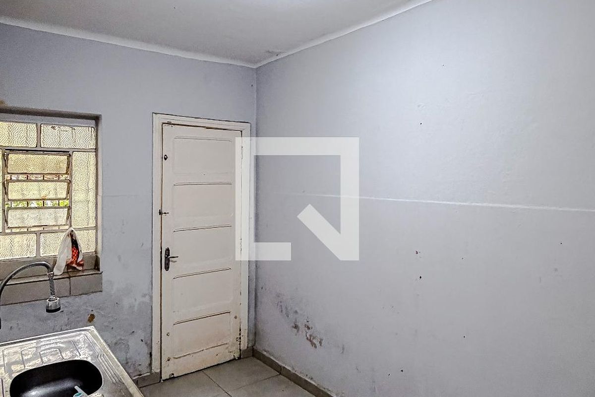 Casa, 2 quartos, 200 m² - Foto 21