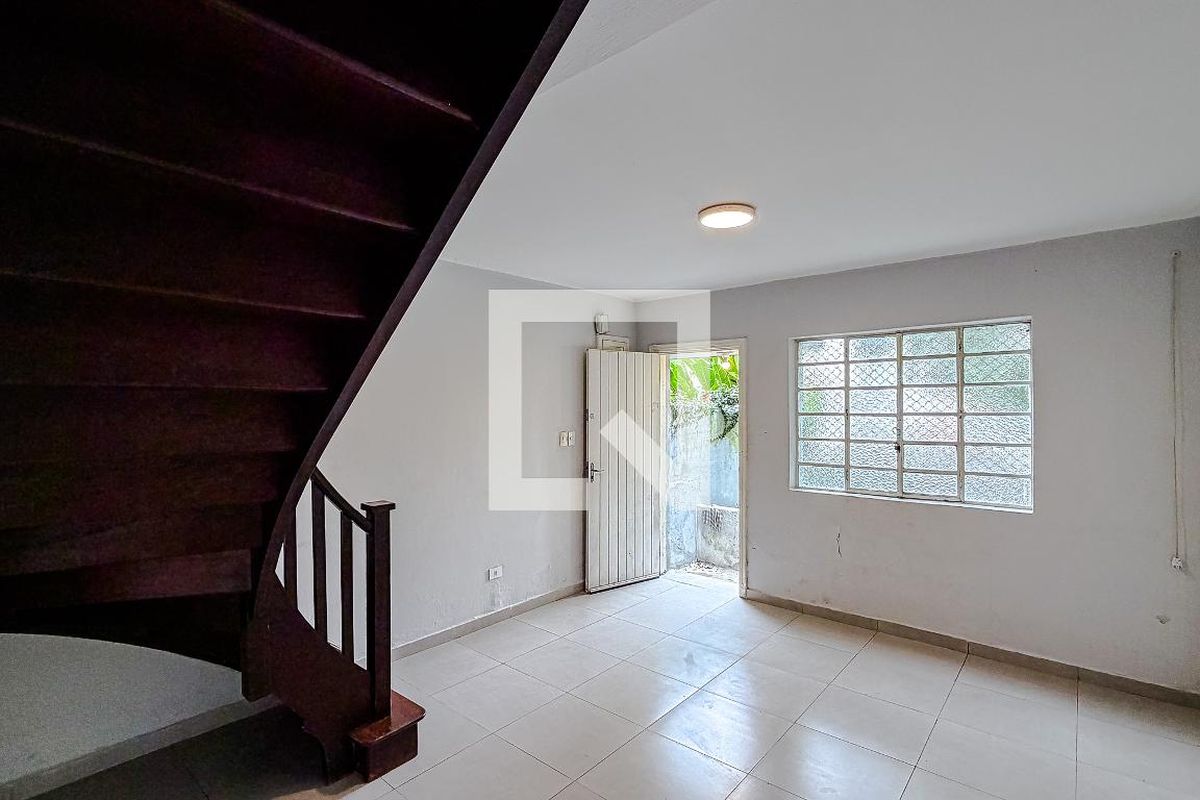 Casa, 2 quartos, 200 m² - Foto 3
