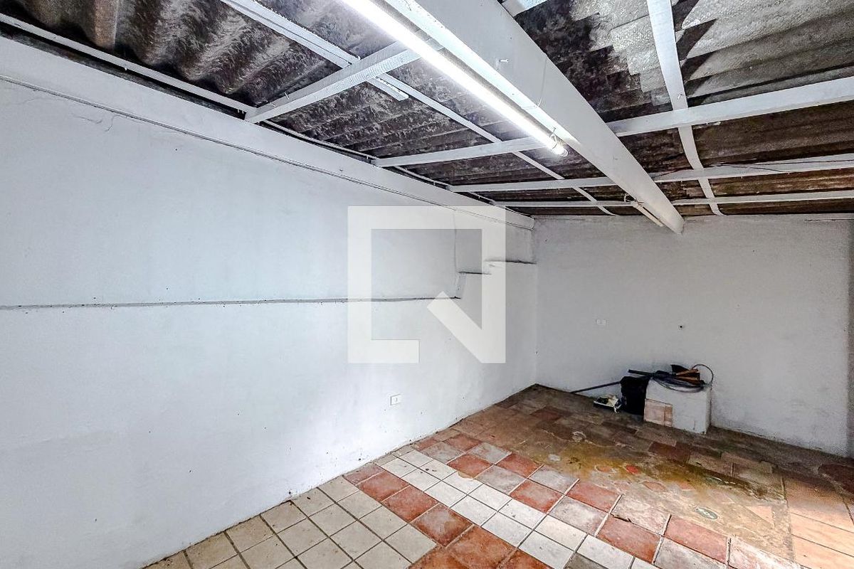 Casa, 2 quartos, 200 m² - Foto 35