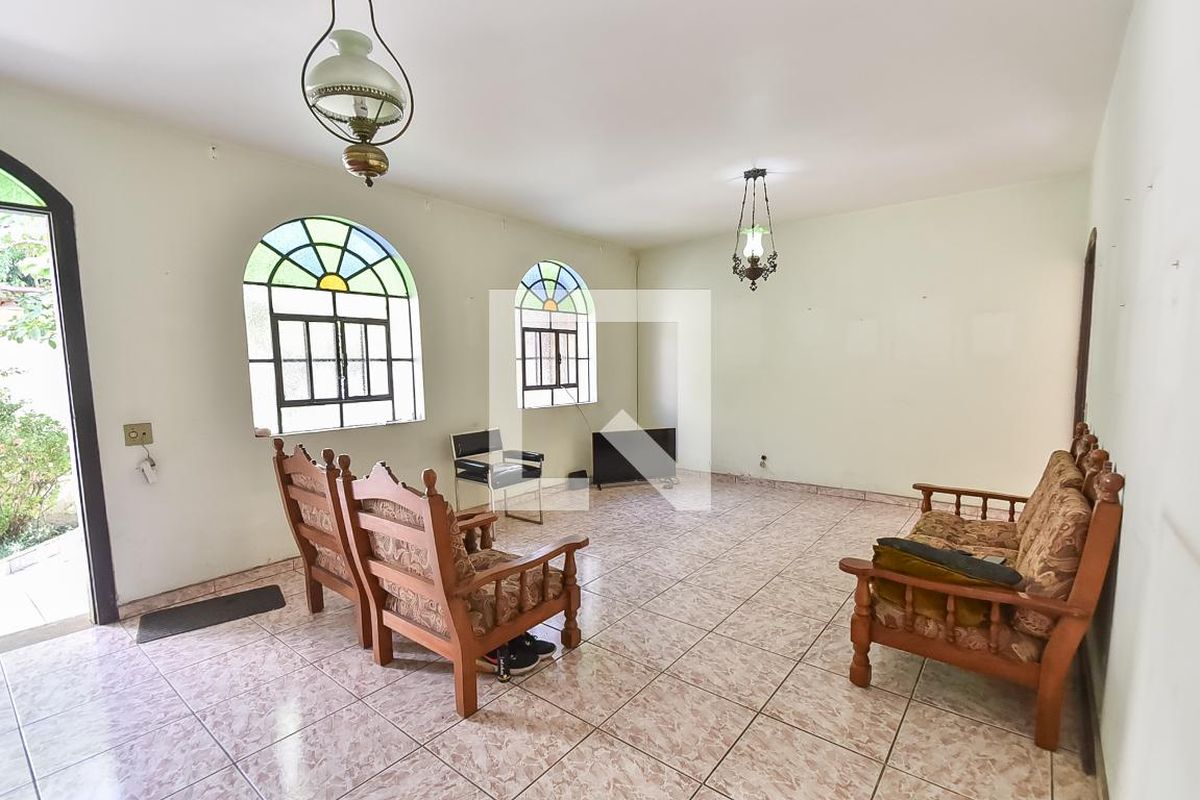 Casa, 4 quartos, 120 m² - Foto 1