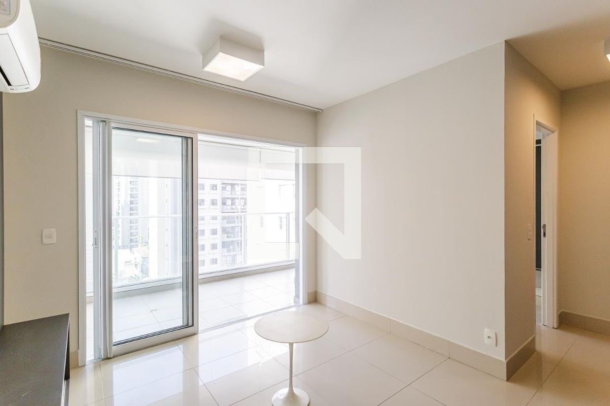 Apartamento, 1 quarto, 42 m² - Foto 2