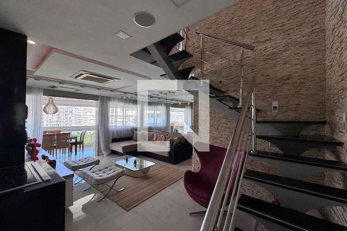 Cobertura, 3 quartos, 200 m² - Foto 1