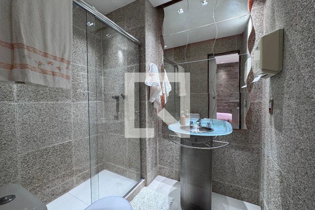 Cobertura, 3 quartos, 200 m² - Foto 37