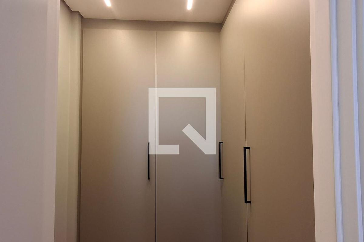 Apartamento à Venda - Bosque, 1 Quarto,  56 m2 em , Campinas - sp | SoloBR