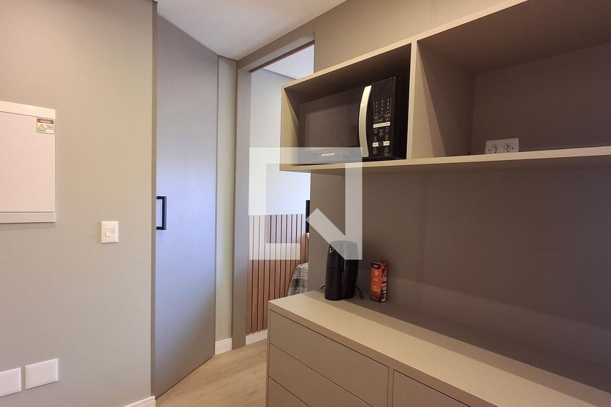 Apartamento à Venda - Bosque, 1 Quarto,  56 m2 em , Campinas - sp | SoloBR