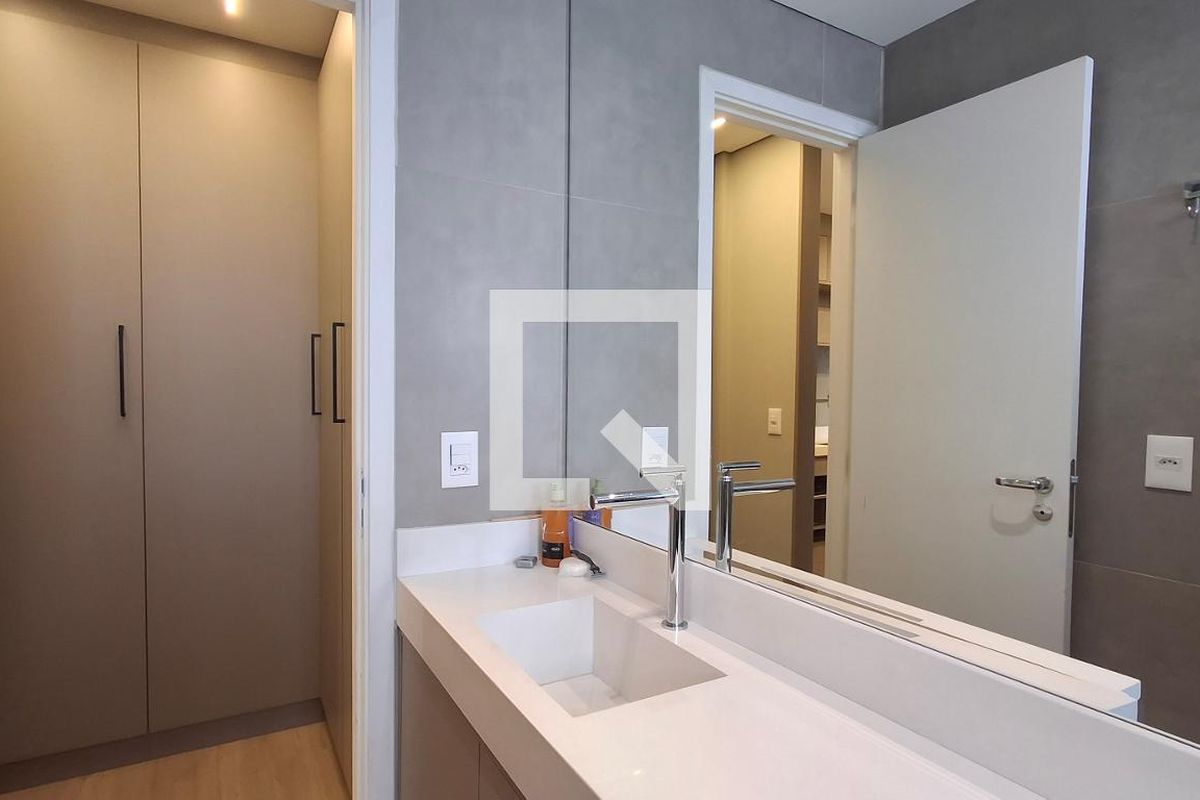 Apartamento à Venda - Bosque, 1 Quarto,  56 m2 em , Campinas - sp | SoloBR