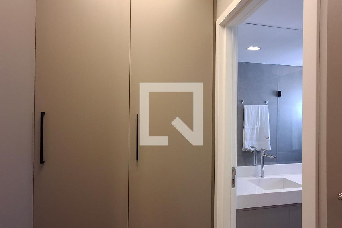 Apartamento à Venda - Bosque, 1 Quarto,  56 m2 em , Campinas - sp | SoloBR
