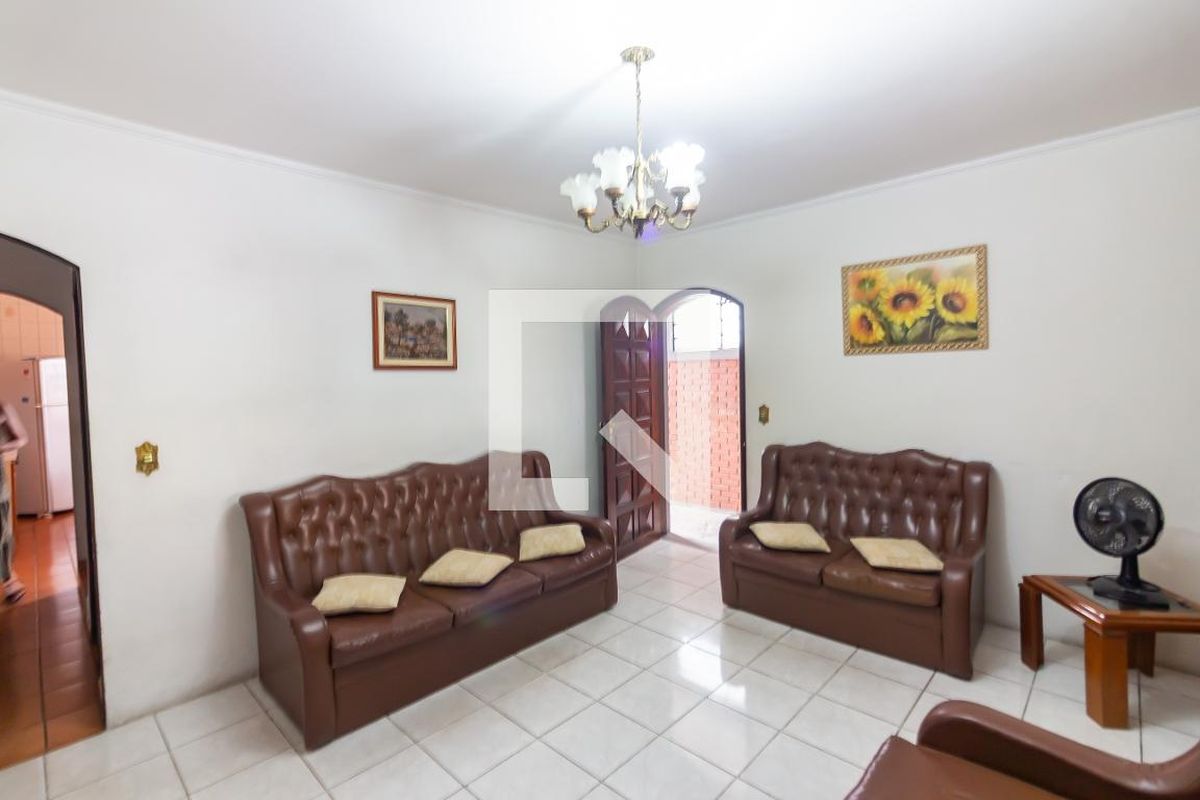 Casa, 2 quartos, 154 m² - Foto 1